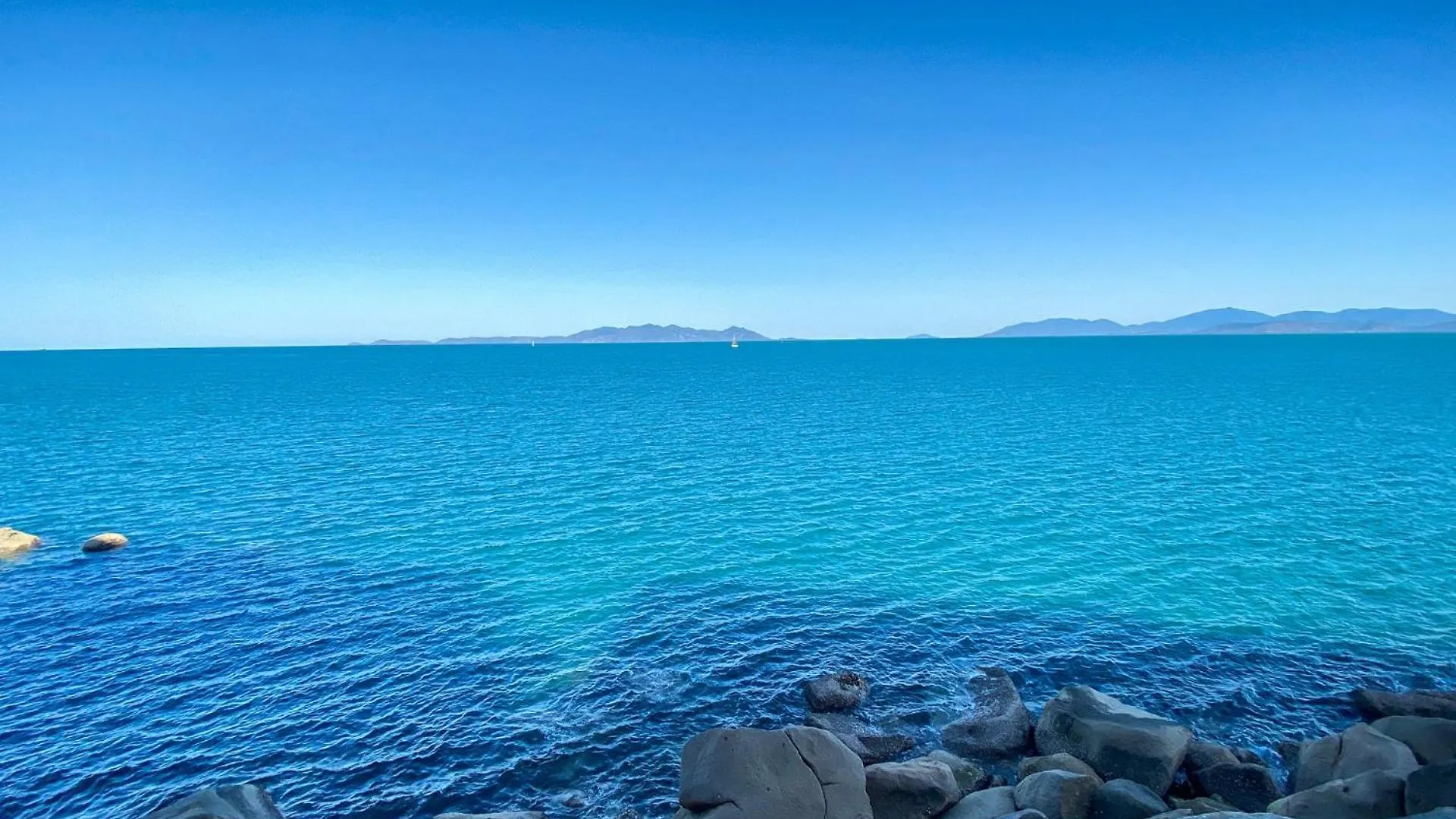 1 Bright Point Apartment 5101 Nelly Bay